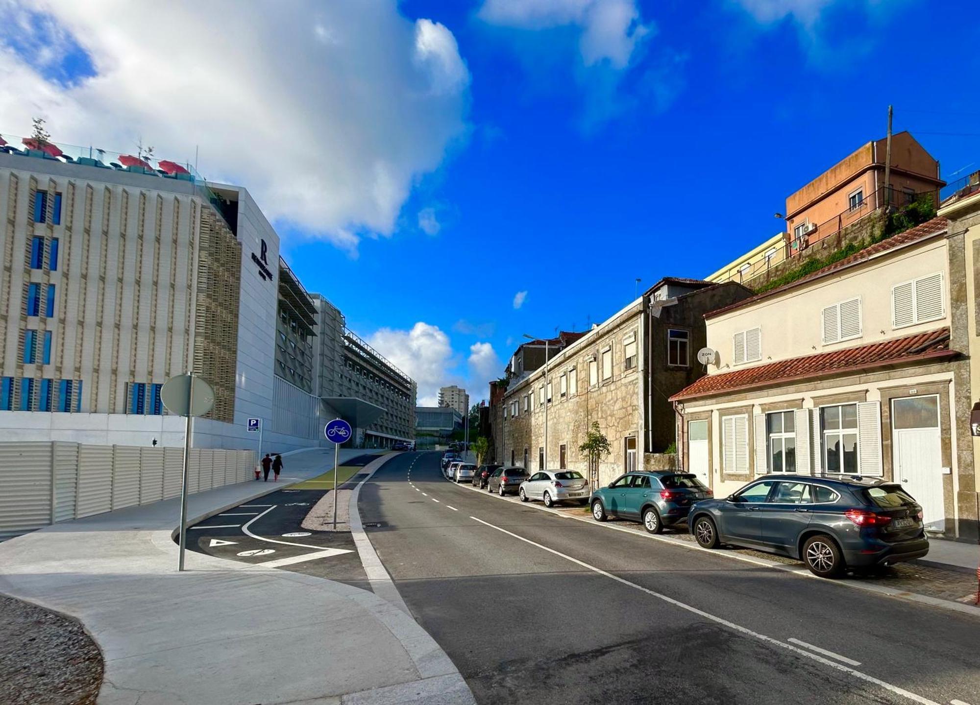 Oporto Blue Boavista Apartment ภายนอก รูปภาพ