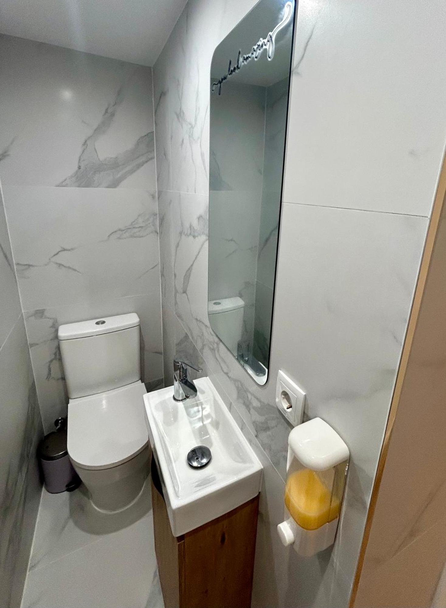 Oporto Blue Boavista Apartment ภายนอก รูปภาพ